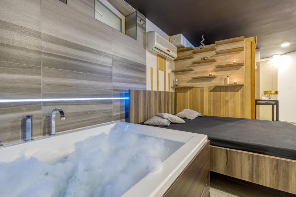 Private Wellness Apartment Trebnje Buitenkant foto