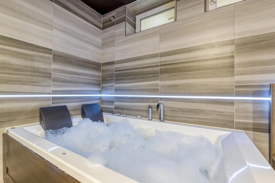 Private Wellness Apartment Trebnje Buitenkant foto