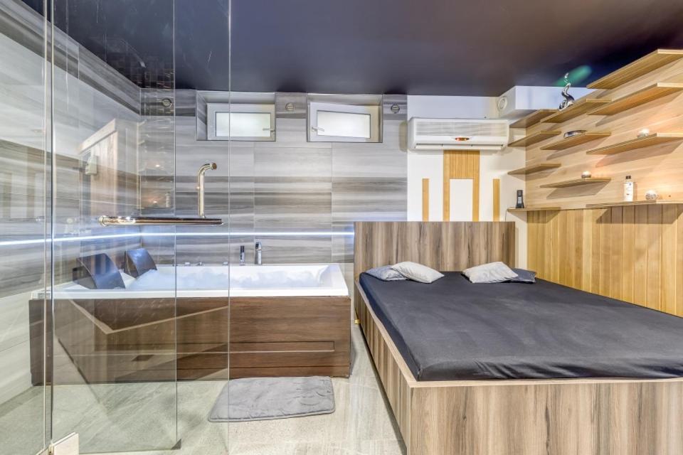 Private Wellness Apartment Trebnje Buitenkant foto